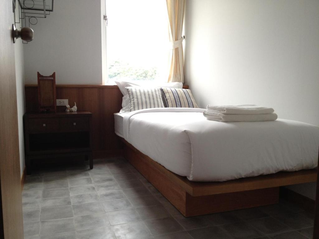Baan Dinso Hostel@Ratchadamnoen 曼谷 客房 照片