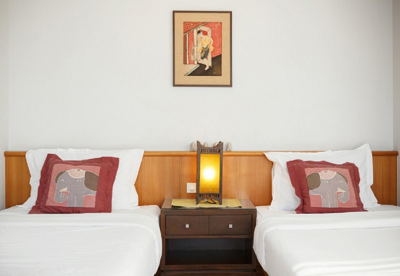 Baan Dinso Hostel@Ratchadamnoen 曼谷 外观 照片