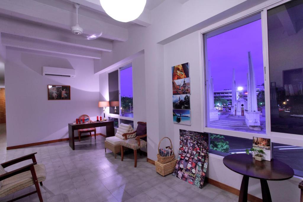 Baan Dinso Hostel@Ratchadamnoen 曼谷 外观 照片